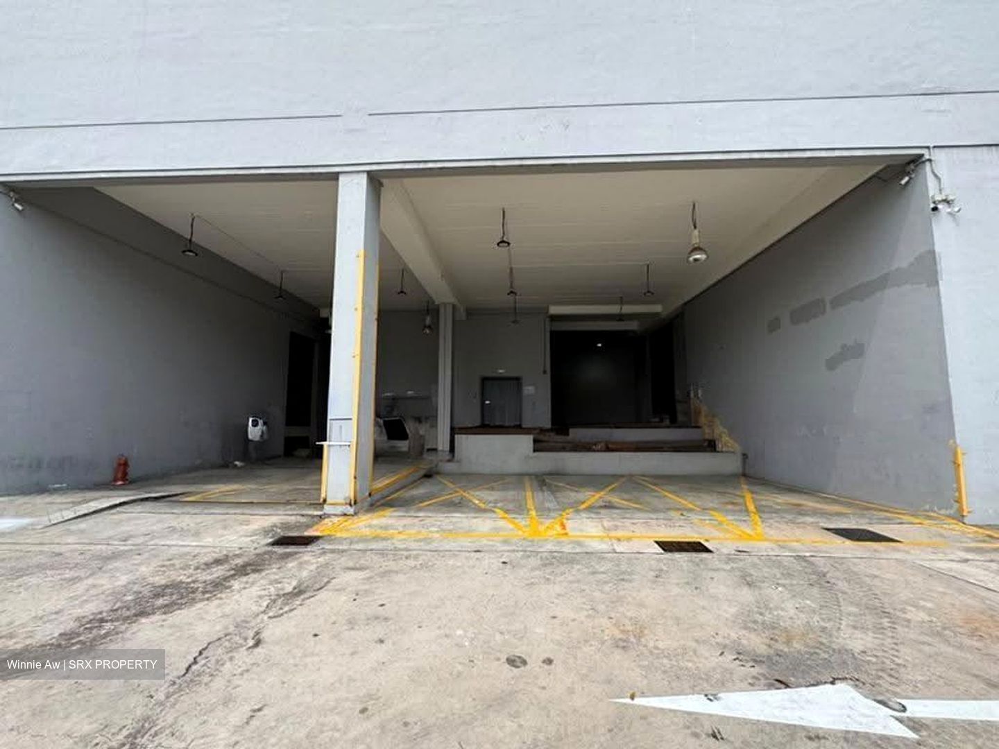 Apico Industrial Building (D16), Warehouse #635876191